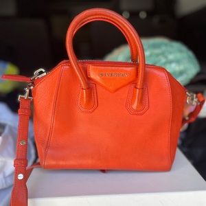 Givenchy “Antigona” mini grained leather bag